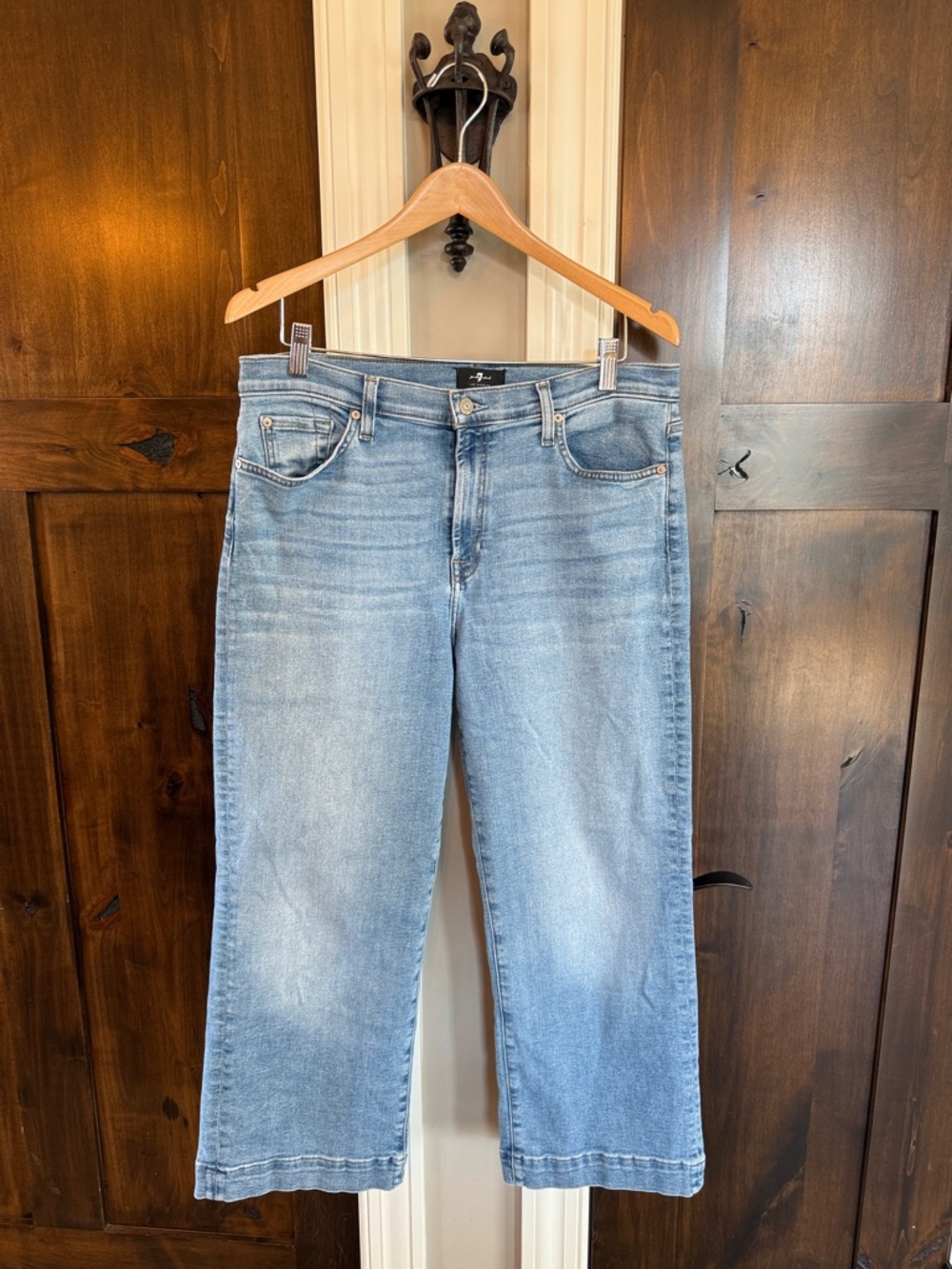 7 For All Mankind Light Wash Jeans - Blue 30
